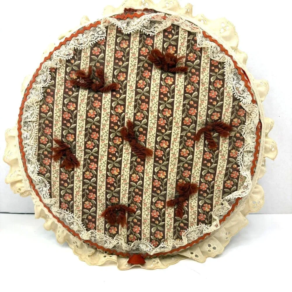 Calico Floral Quilted Sewing Box w/Eyelet Lace Mid-Century Craft Basket Vintage